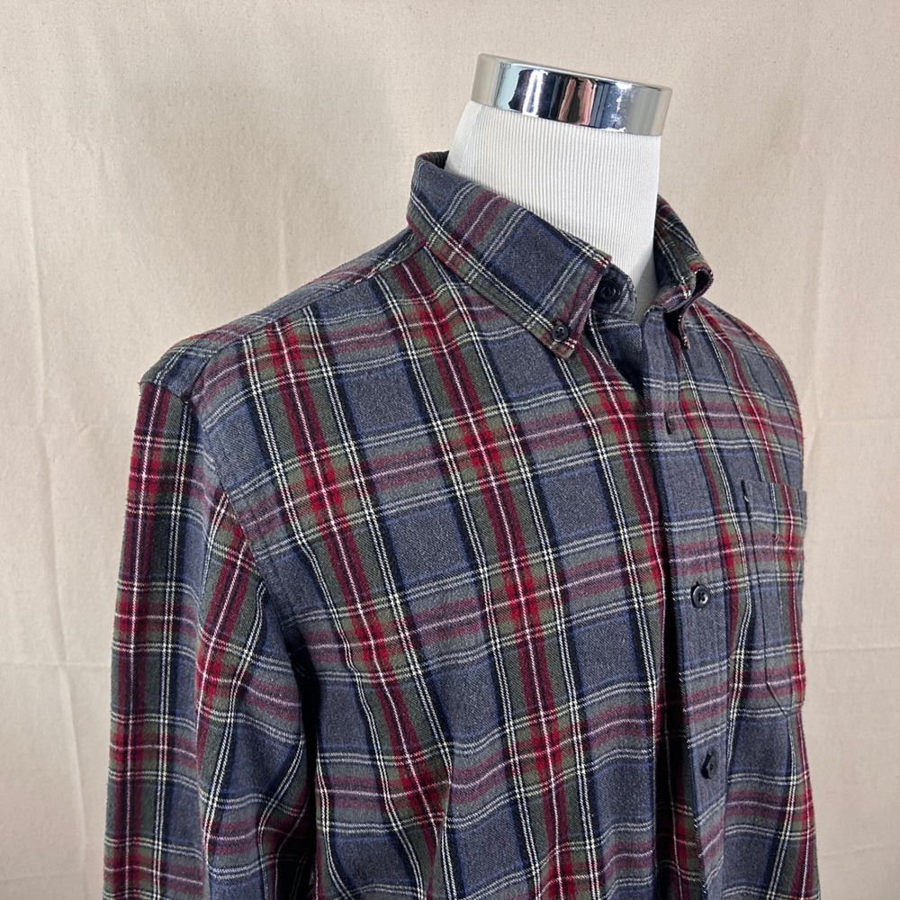 LL Bean Large Traditional Fit Flannel Shirt Gray Red Plaid 100% Cotton Mens